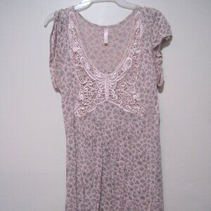 Rue 21 Women’s Large Pink Leopard Print Butterfly Short Sleeve V Neck Rayon Mini